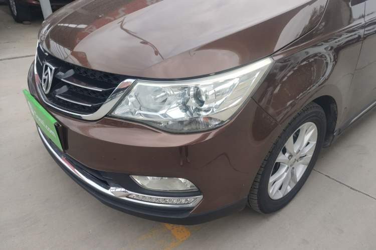 Used Baojun 730 2016 1.5T Manual Comfort Version 7 Seats
