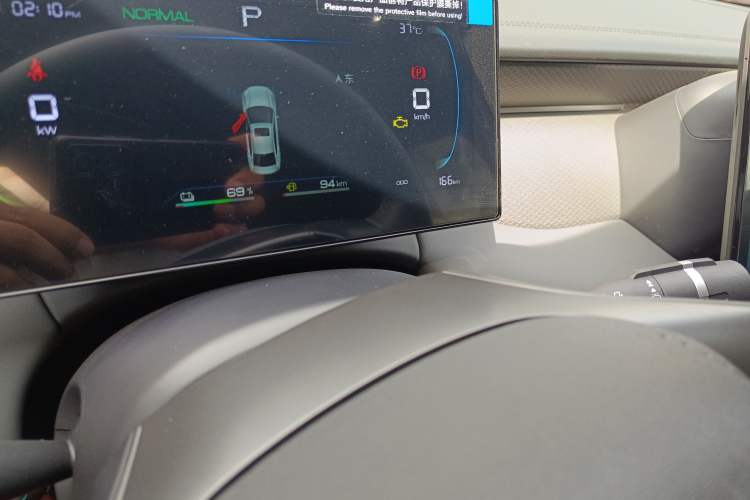 Used BYD Qin PLUS 2025 DM-i Smart Drive 55KM Leading Model
