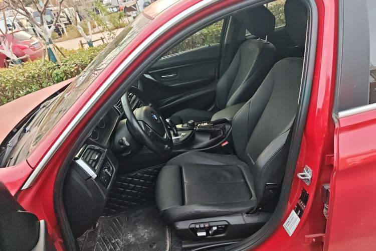 Used BMW 3 Series 2018 320Li Fashion Model
