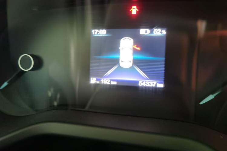 Used Hongqi E-QM5 2021 Charging T3 Version 4 Seats
