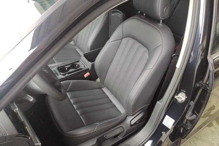 Used Volkswagen Passat 2022 280TSI Business Edition
