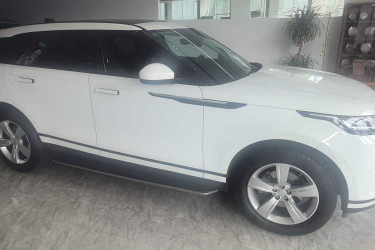 Used Land Rover Range Rover Velar 2019 250 PS