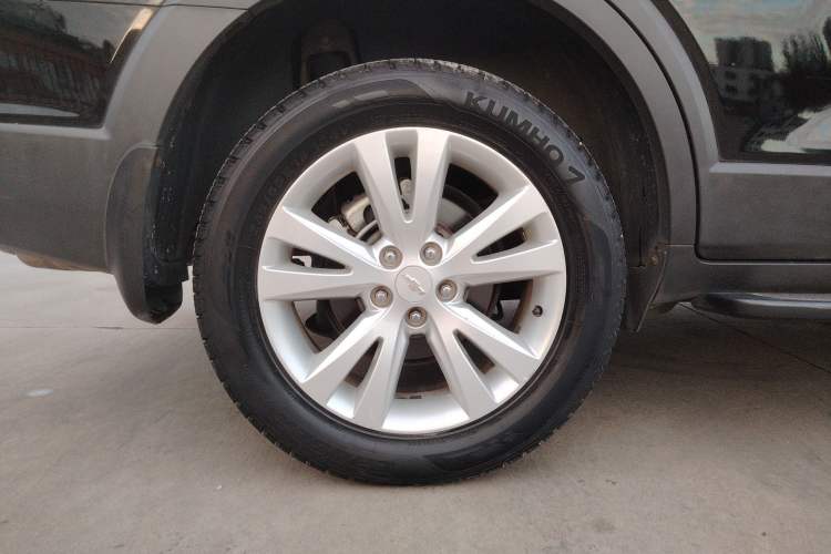 Used Chevrolet Captiva 2014 2.4L 4x4 Flagship Edition 7 Seats