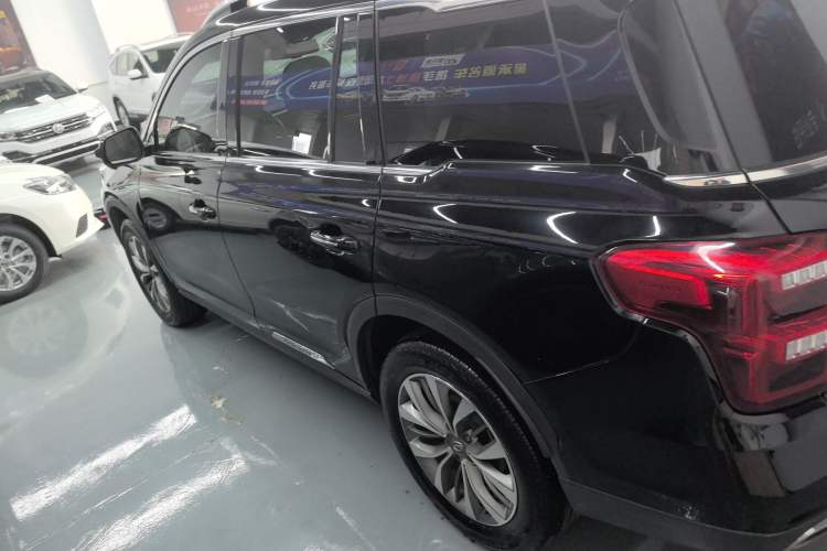 Used GAC Trumpchi GS8 2017 320T Two-Wheel Drive Luxury Smart Connectivity Version (7 Seats)
