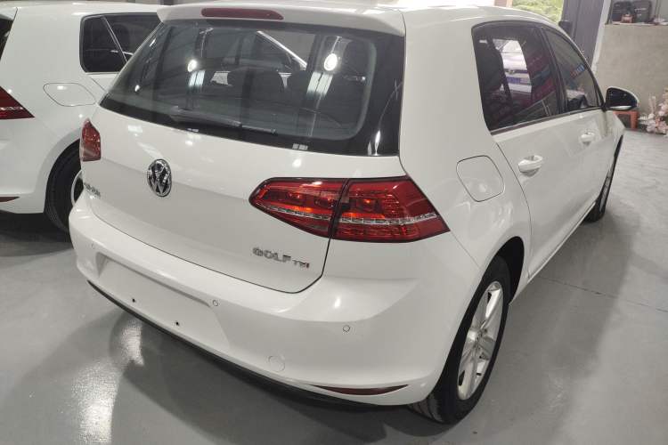 Used Volkswagen Golf 2015 1.4TSI Automatic Comfort Model
