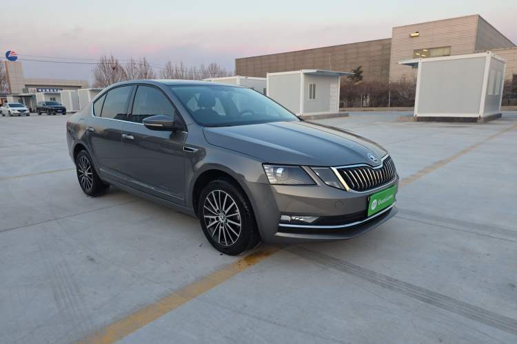 Used Skoda Octavia 2019 1.5L Automatic Smart Drive Luxury Edition China V Standard
