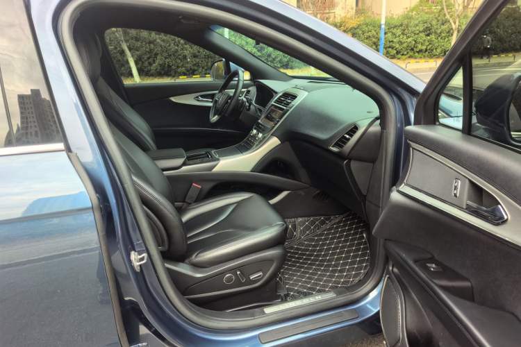 Used Lincoln Nautilus 2019 2.0T Two-Wheel Drive Zunyue Version China VI Standard
