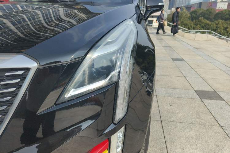 Used Cadillac XT5 2020 28T Four-Wheel Drive Luxury Version