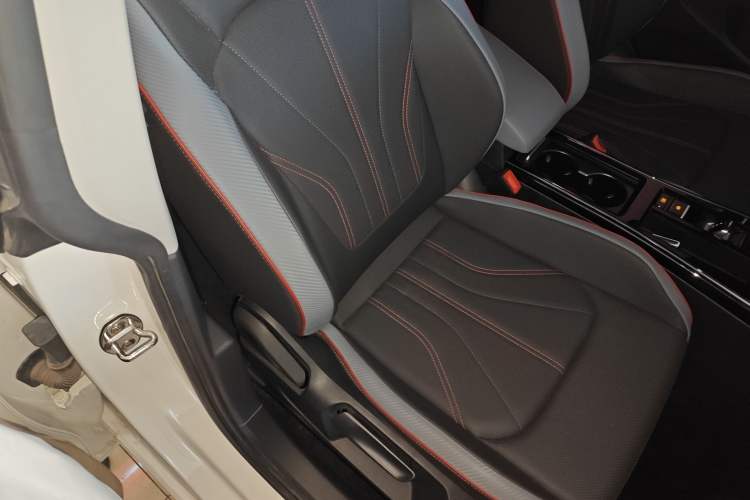 Used Volkswagen Lamando 2022 Lavida L 280TSI DSG Cool & Spicy Edition
