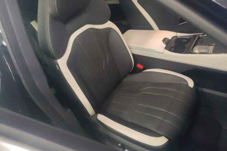 Used  Shanhai L6 2024 1.5TD DHT ULTRA
