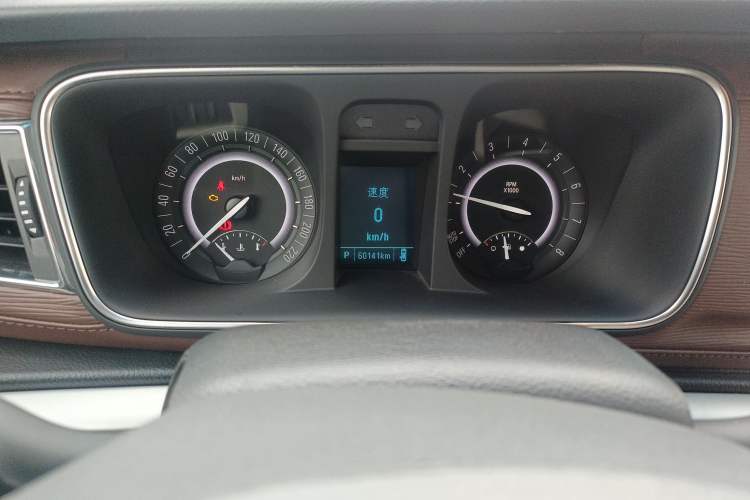 Used Buick GL8 2018 28T Comfort Model China VI Standard