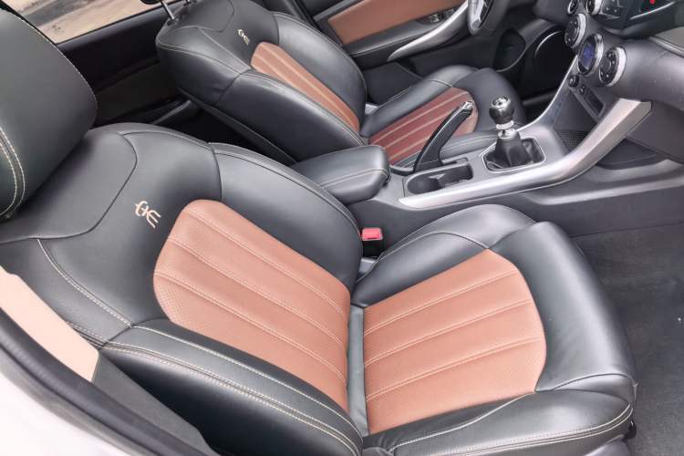 Used BYD Song 2016 GaiShi Edition 1.5TI Manual Elite Model
