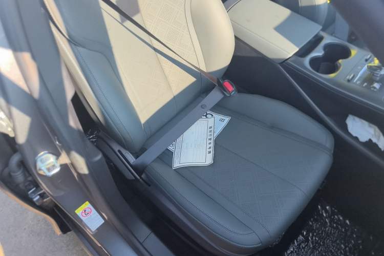 Used BYD Qin PLUS 2025 DM-i Smart Drive 55KM Leading Model
