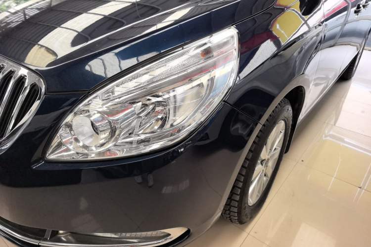 Used Buick GL8 2013 2.4L CT Luxury Business Comfort Edition
