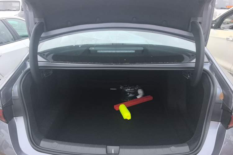 Used BYD Qin PLUS 2025 DM-i Smart Drive 55KM Leading Model
