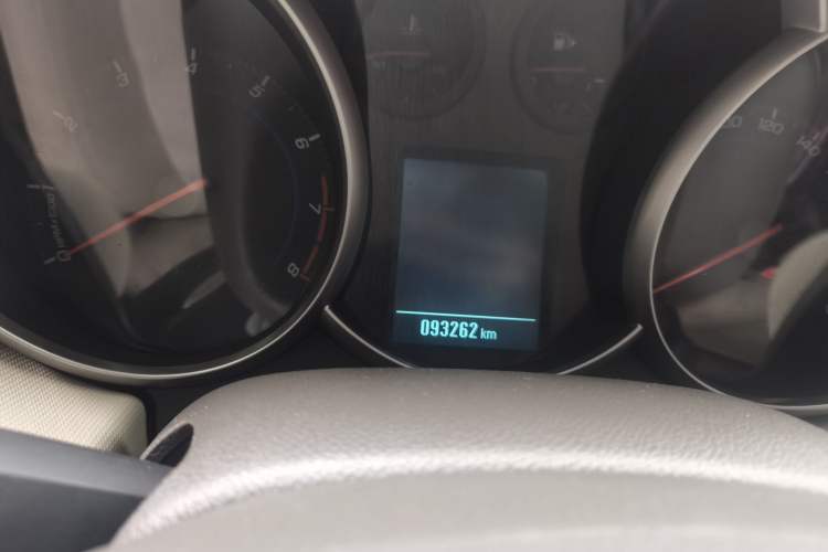 Used Chevrolet Cruze 2015 1.5L Classic SE MT
