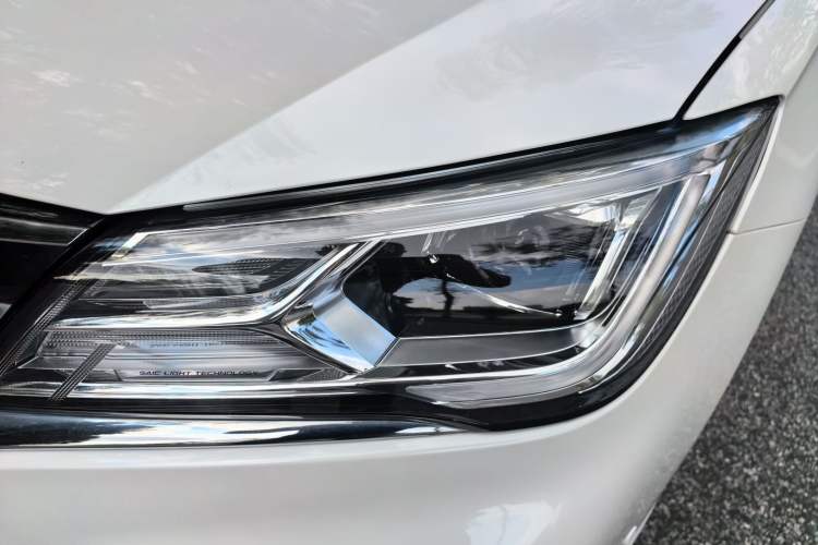 Used Roewe Ei5 2019 Smart Connect Flagship Edition
