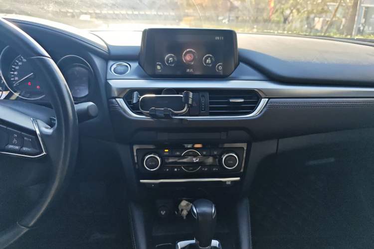 Used Mazda Atenza 2018 2.5L Blue Sky Sport Edition China VI compliant
