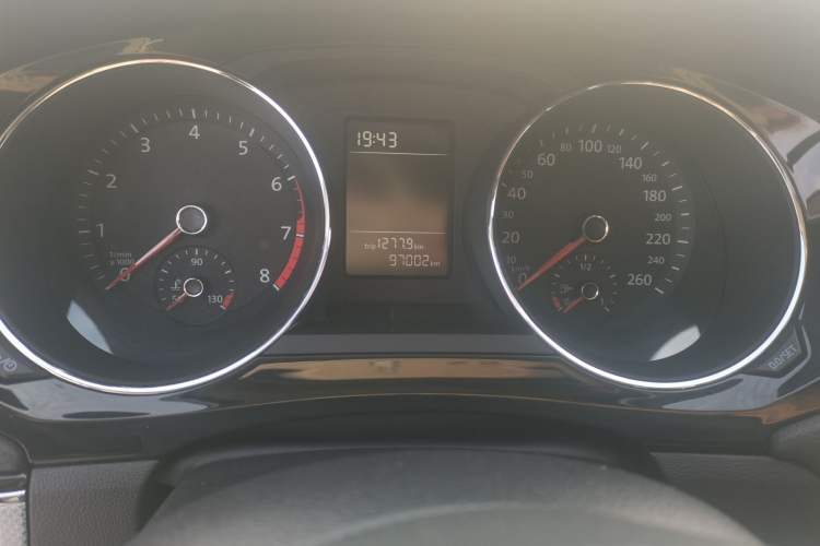 Used Volkswagen Sagitar 2017 230TSI Automatic Comfort Version