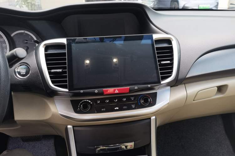 Used Honda Accord 2015 2.0L LX Comfort Edition
