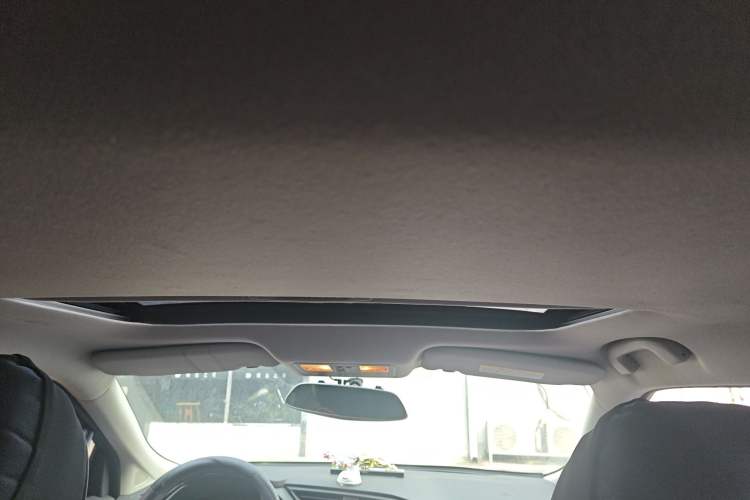 Used Nissan Lannia 2016 1.6L CVT Cool Edition
