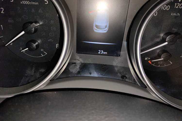 Used Nissan Qashqai 2025 Honor 2.0L CVT XV Genuine Edition
