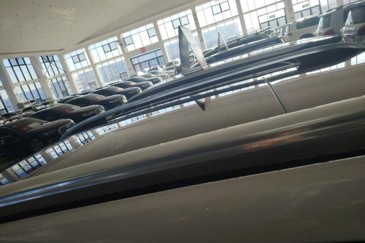 Used Ford Edge 2018 EcoBoost 245 Two-Wheel-Drive Titanium 7-Seater China V Standard
