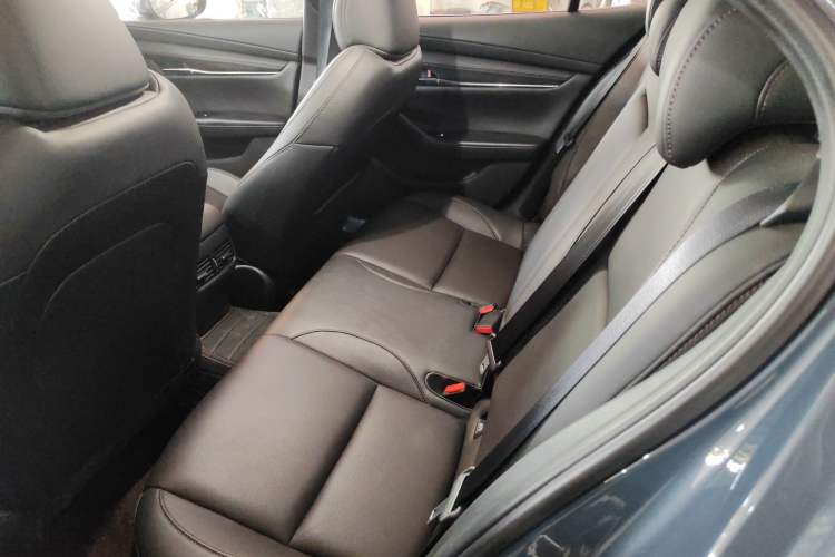 Used Mazda Mazda 3 Axela 2023 2.0L Automatic ZhiZhen Edition
