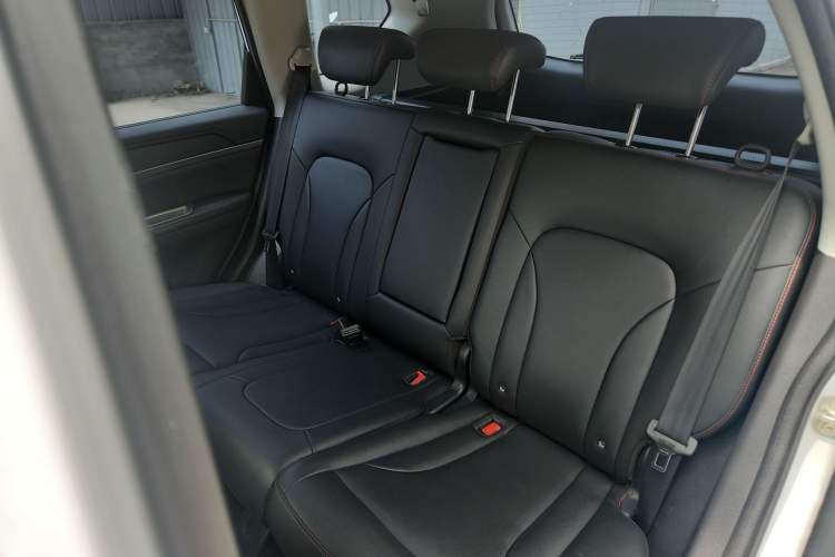 Used Haval H6 2015 Sport Edition 1.5T Automatic Two-Wheel Drive Luxury Model
