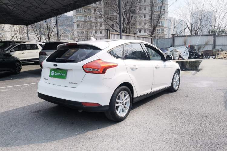 Used Ford Focus 2017 Hatchback 1.6L Manual Fashion Edition SmartDrive Version