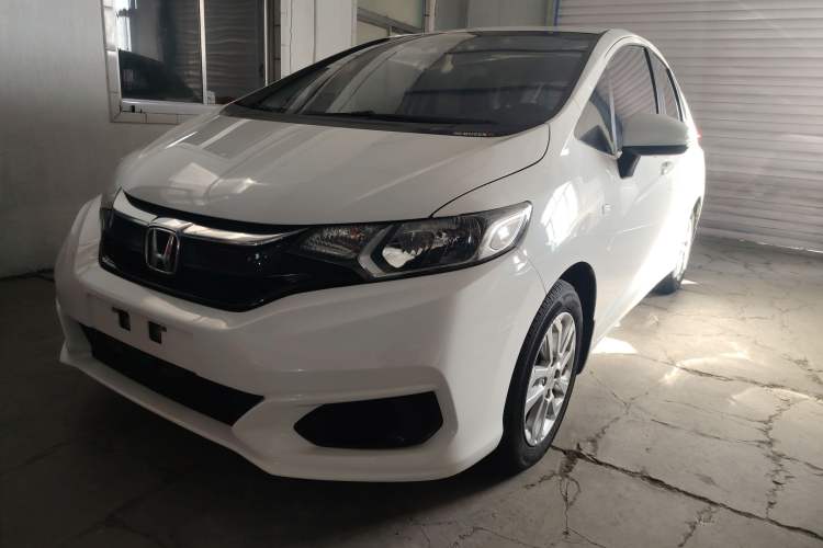 Used Honda Fit 2018 1.5L CVT Comfort Sunroof Version