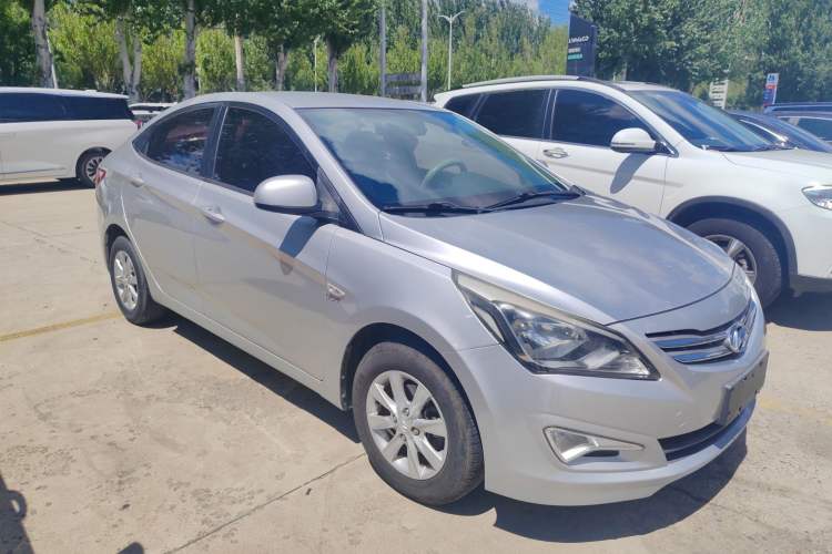 Used Hyundai Verna 2014 1.4L Manual Smart GLS Trim