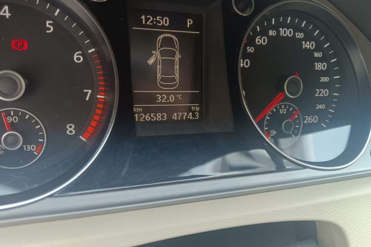 Used Volkswagen Magotan 2013 1.8TSI Premier Model
