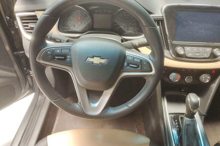 Used Chevrolet Monza 2022 320 Automatic Enjoyment Sunroof Version
