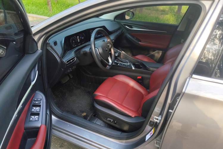 Used Changan Eado 2020 PLUS Blue Whale NE 1.4T GDI DCT Flagship Model
