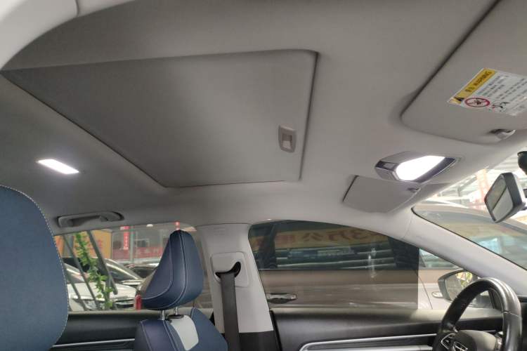 Used Geely Auto Emgrand 2022 4th Generation 1.5L CVT Flagship Model
