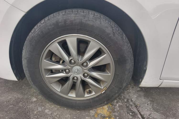 Used Hyundai Celesta 2018 1.6L Automatic GL Enjoyment Version China V Standard
