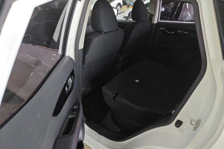 Used Nissan Qashqai 2016 2.0L CVT Elite Edition