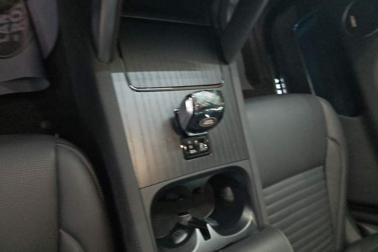 Used Land Rover Discovery Sport 2024 Luxury Custom Edition
