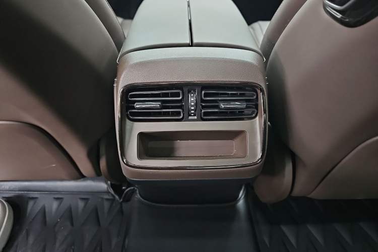 Used BYD Han 2020 EV Long-Range Luxury Model
