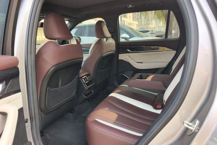 Used Geely Auto Monjaro L 2021 2.0TD DCT EVO Two-Wheel Drive Prestige Version
