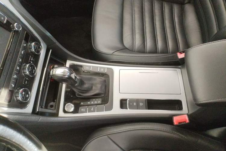 Used Volkswagen Passat 2015 1.8TSI DSG Prestige Edition
