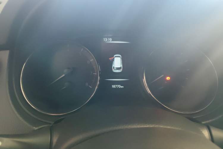 Used Nissan X-Trail 2023 Classic 2.0L Two-Wheel Drive Smart Connect Premium Edition
