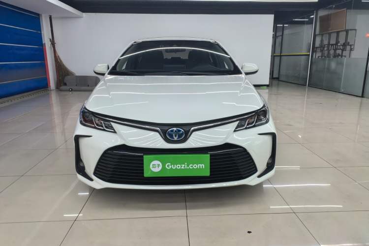Used Toyota Corolla 2021 Dual-Motor 1.8L E-CVT Elite Edition
