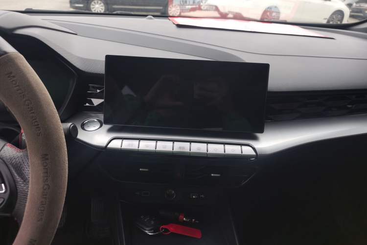 Used MG 5 2021 300TGI DCT Elegant Luxury Edition