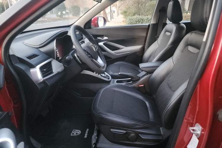 Used Baojun 510 2017 1.5L Automatic Fashion Model