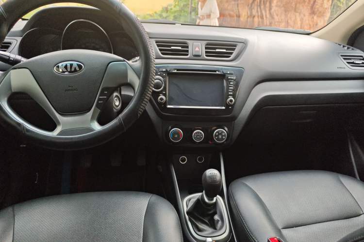 Used Kia K2 2015 Sedan 1.4L MT GLS
