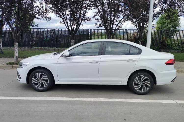 Used Volkswagen Bora 
