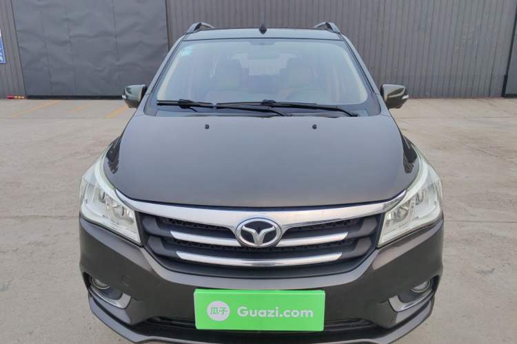 Used FAW Yingzhi 737 2016 1.5L CVT Luxury Navigation Edition
