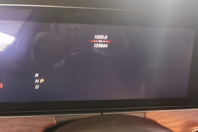 Used Mercedes-Benz E-Class 2019 E 260 L
